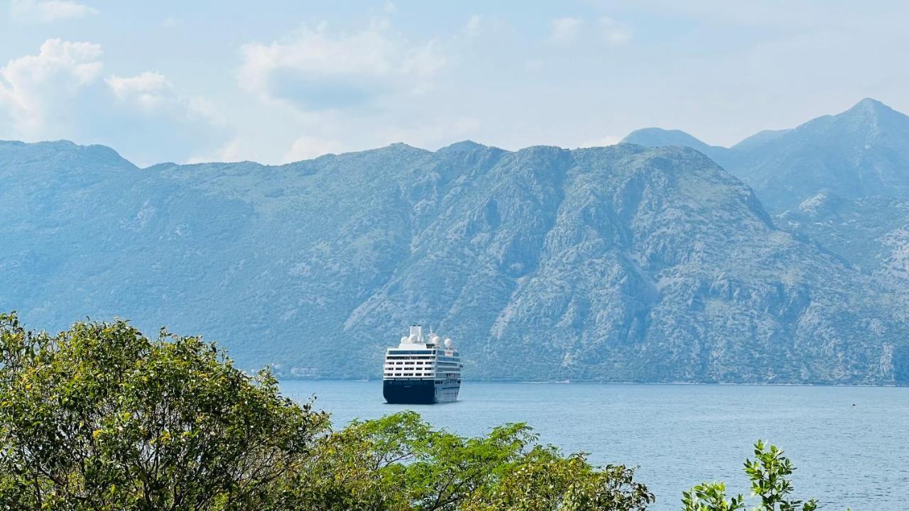Apartamento Melodia del Mare Kotor Exterior foto