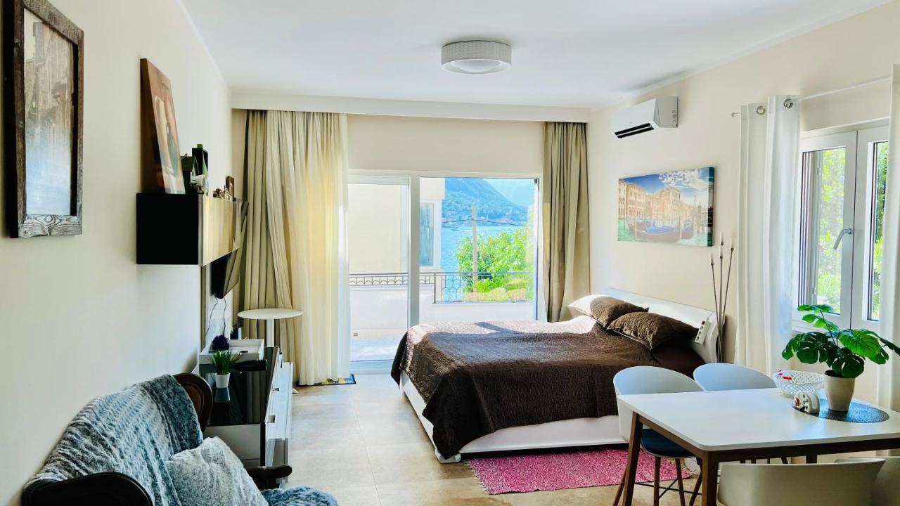 Apartamento Melodia del Mare Kotor Exterior foto