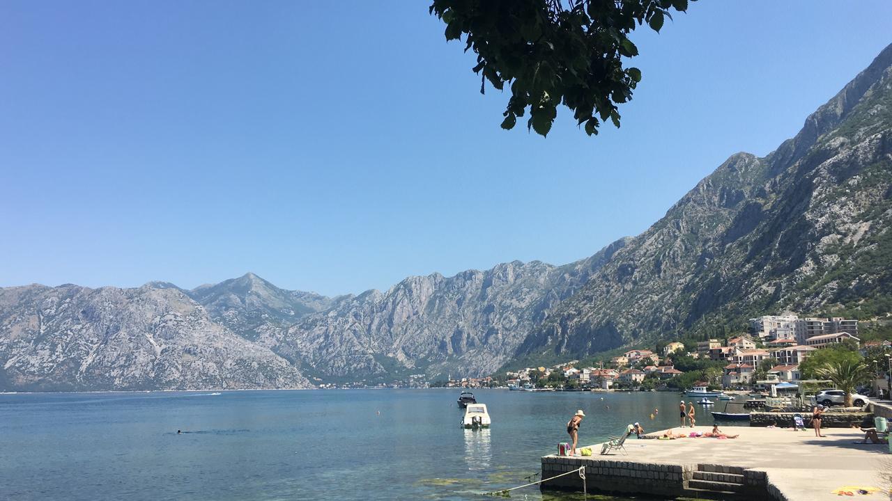 Apartamento Melodia del Mare Kotor Exterior foto