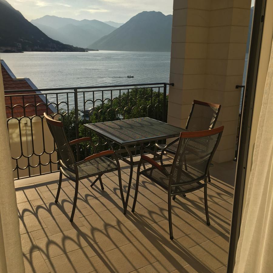 Apartamento Melodia del Mare Kotor Exterior foto